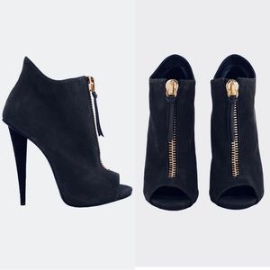 Giuseppe Zanotti Alien Peep Toe Zip Up Heel Black Booties IT 39 (US Size 9)